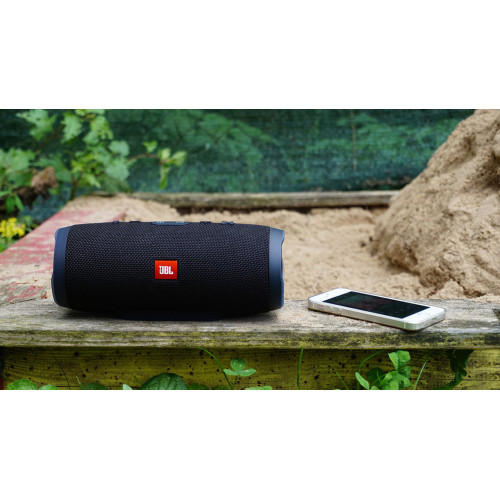 Портативна колонка JBL Charge 3 Black (JBLCHARGE3BLKEU)